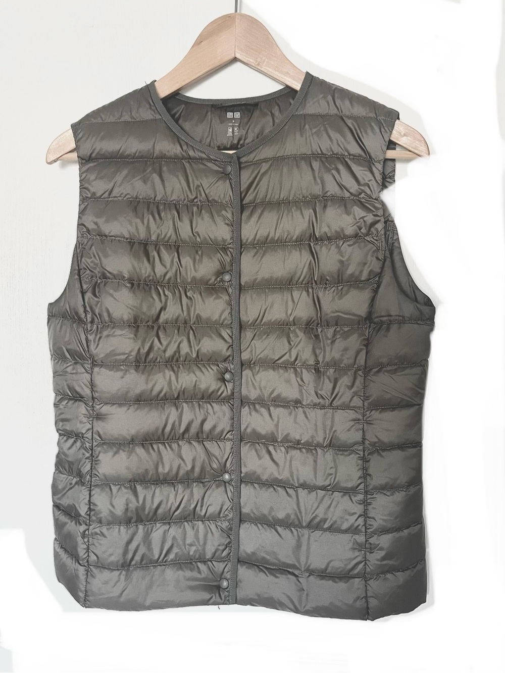 Uniqlo Quilted Sleeveless Puffer Vest - Olive